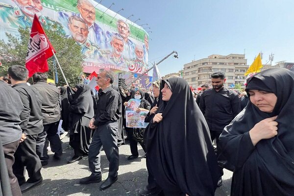 حضور معاون زنان و خانواده رییس جمهور در مراسم تشییع شهدای اقتدار - خبرگزاری مهر | اخبار ایران و جهان