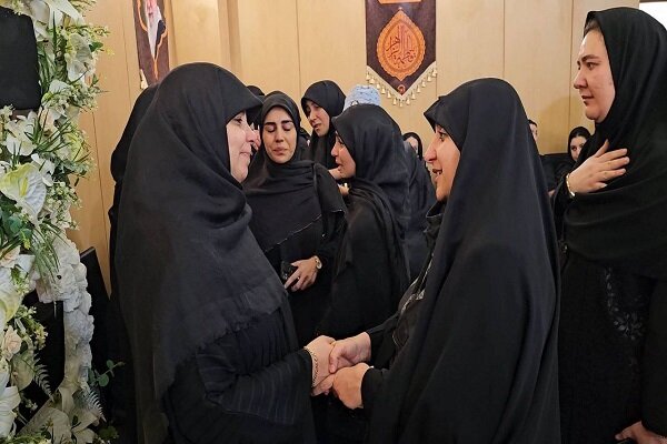 حضور معاون رئیس‌جمهور در مراسم ترحیم شهیدان حملات رژیم صهیونیستی - خبرگزاری مهر | اخبار ایران و جهان